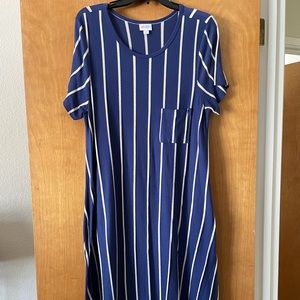 SOLD L Lularoe Carly Dress